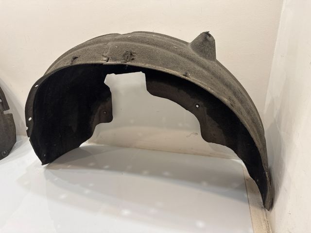 bontott BMW X3 Jobb hátsó Dobbetét (Kerékjárati, Műanyag)