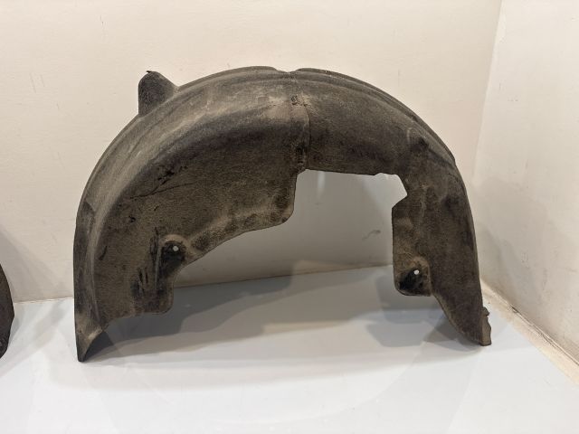 bontott BMW X3 Jobb hátsó Dobbetét (Kerékjárati, Műanyag)