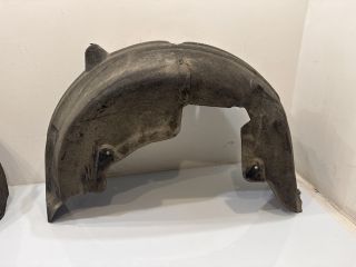 bontott BMW X3 Jobb hátsó Dobbetét (Kerékjárati, Műanyag)