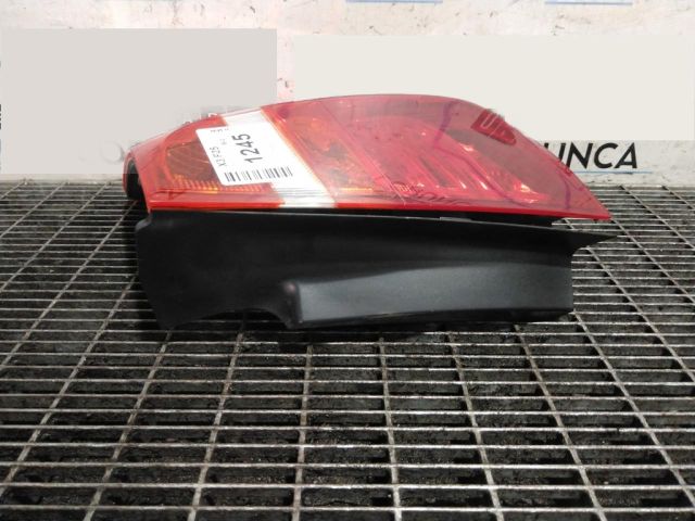 bontott BMW X3 Jobb Hátsó Lámpa