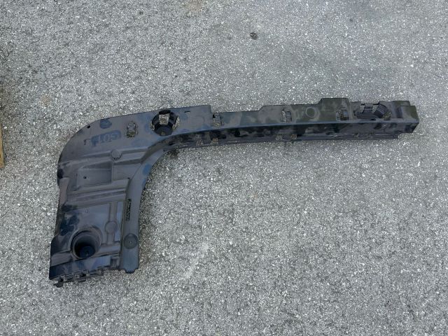 bontott BMW X3 Jobb hátsó Lökhárító Tartó (Műanyag)