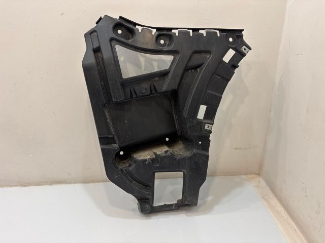 bontott BMW X3 Jobb hátsó Oldal Lökhárító Tartó (Műanyag)