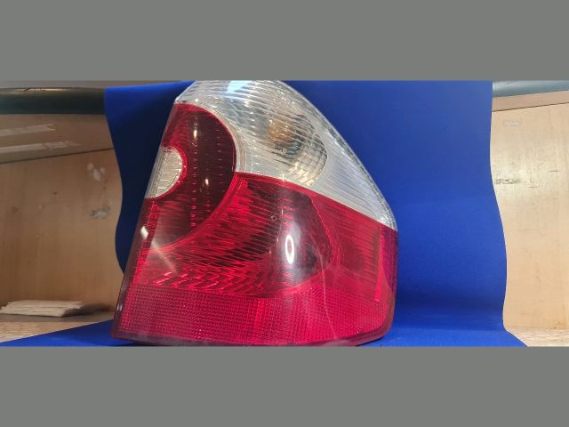 bontott BMW X3 Jobb Külső Hátsó Lámpa