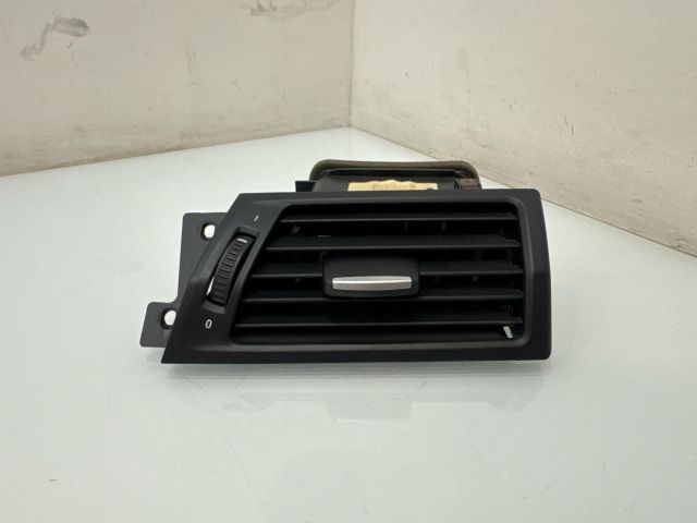 bontott BMW X3 Jobb Szellőző