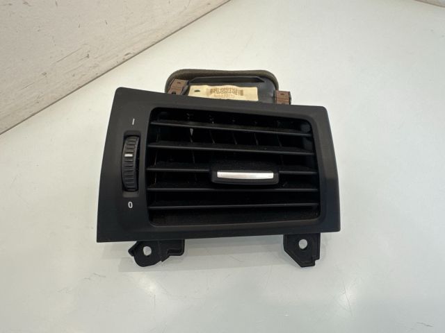 bontott BMW X3 Jobb Szellőző