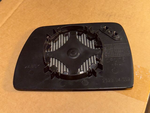 bontott BMW X3 Jobb Tükörlap