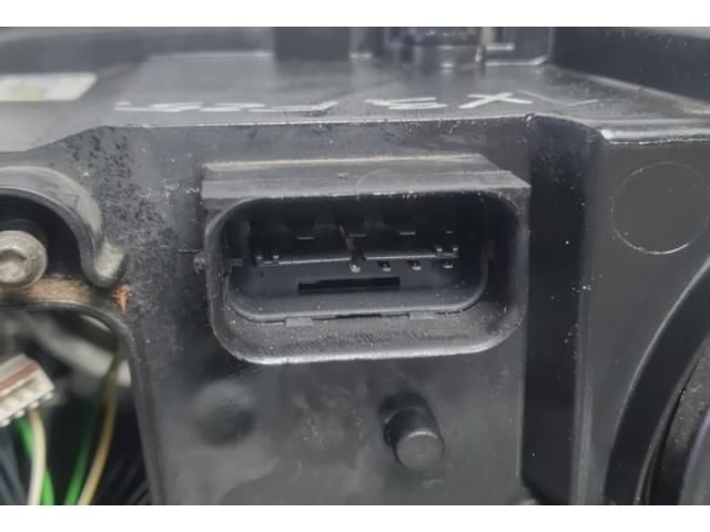 bontott BMW X3 Jobb Xenon Fényszóró