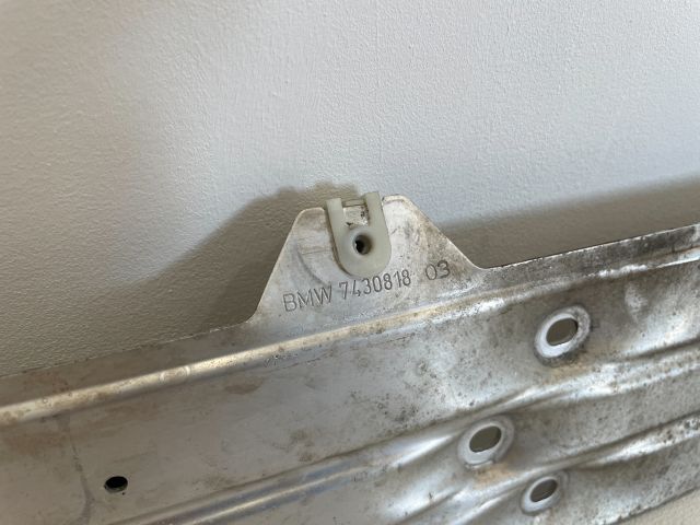 bontott BMW X3 Kardánalagút Merevítő