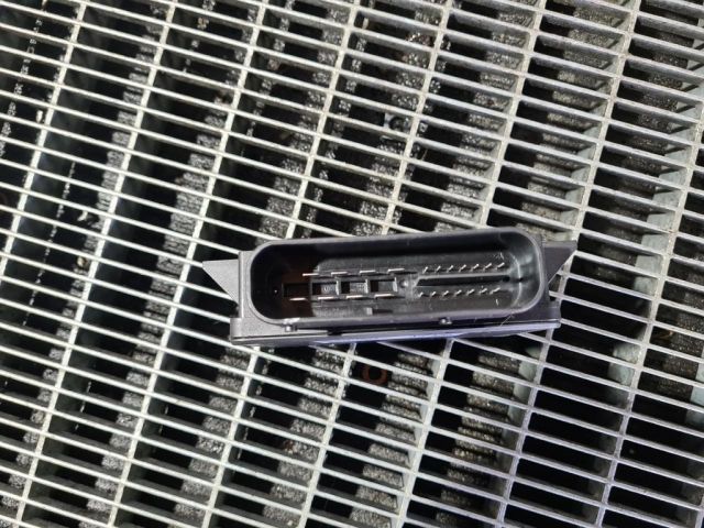 bontott BMW X3 Kézifék Elektronika