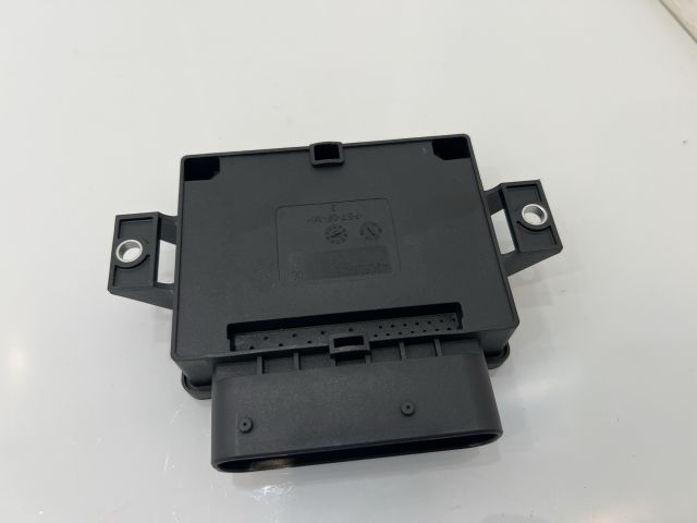 bontott BMW X3 Kézifék Elektronika