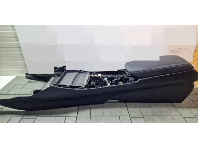 bontott BMW X3 Könyöklő