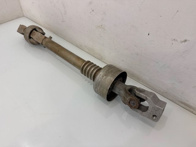 bontott BMW X3 Kormánykardán