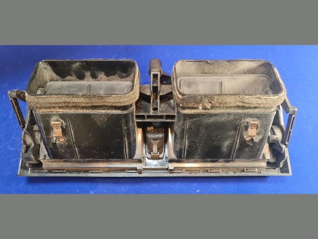 bontott BMW X3 Középső Szellőző