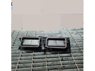 bontott BMW X3 Középső Szellőző