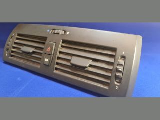 bontott BMW X3 Középső Szellőző