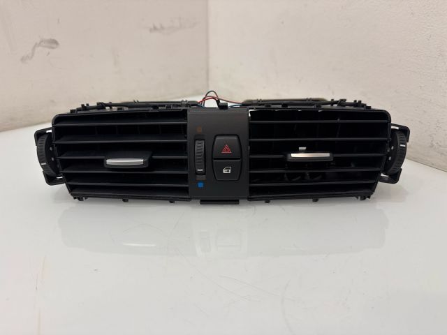 bontott BMW X3 Középső Szellőző