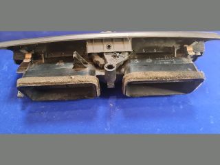 bontott BMW X3 Középső Szellőző