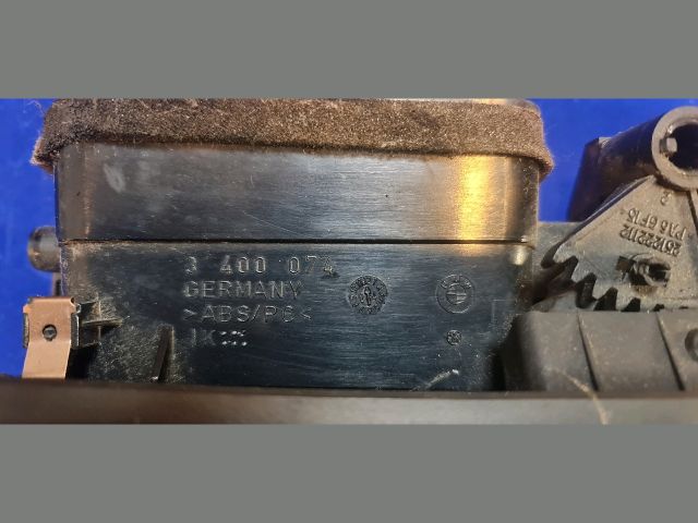 bontott BMW X3 Középső Szellőző