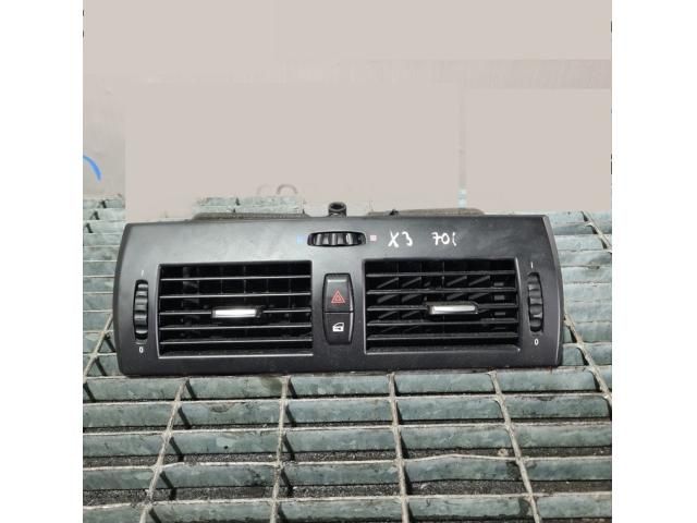 bontott BMW X3 Középső Szellőző