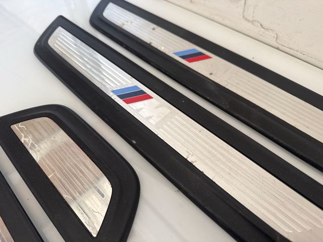 bontott BMW X3 Küszöb Díszléc Szett