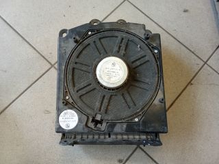 bontott BMW X3 Mélynyomó Hangszóró