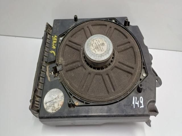 bontott BMW X3 Mélynyomó Hangszóró