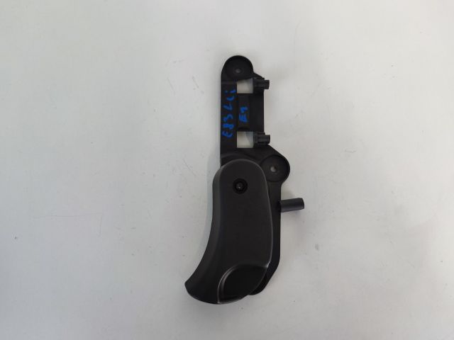 bontott BMW X3 Motorháztető Nyitó Kar / Gomb