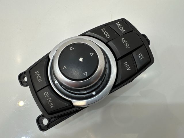 bontott BMW X3 Multimédia Vezérlő