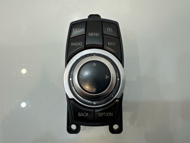 bontott BMW X3 Multimédia Vezérlő