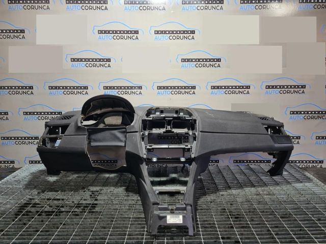 bontott BMW X3 Műszerfal Héj