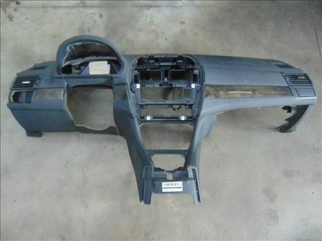 bontott BMW X3 Műszerfal Héj