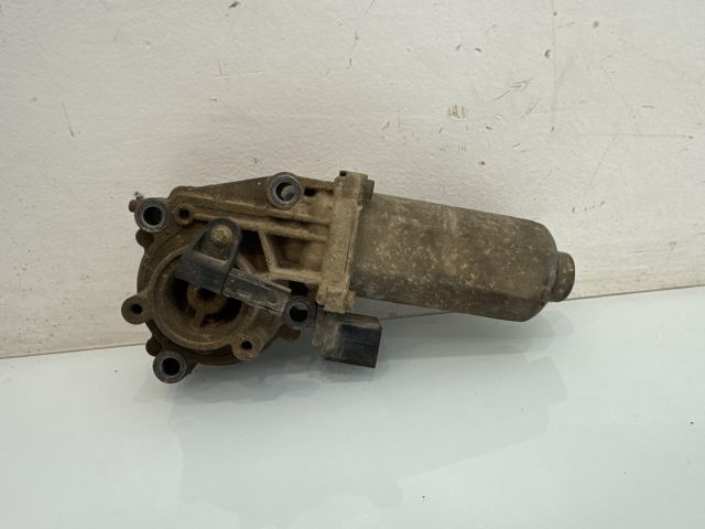 bontott BMW X3 Osztómű Állító Motor