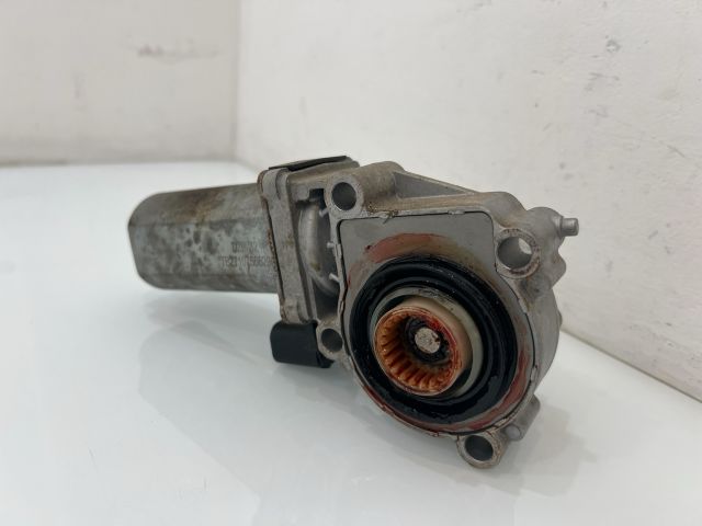 bontott BMW X3 Osztómű Állító Motor