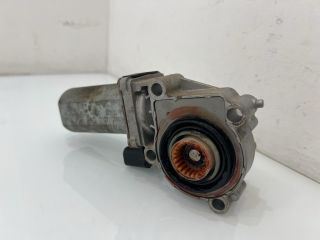 bontott BMW X3 Osztómű Állító Motor