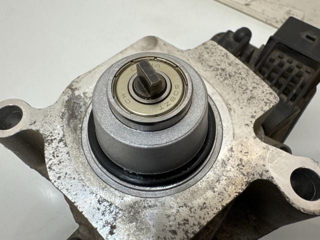 bontott BMW X3 Osztómű Állító Motor