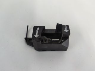 bontott BMW X3 Pótkerék Rögzítő