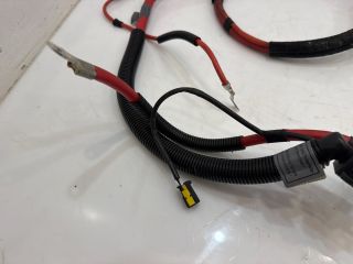 bontott BMW X3 Pozitív Kábel