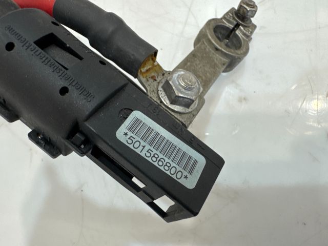 bontott BMW X3 Pozitív Kábel