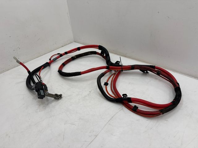 bontott BMW X3 Pozitív Kábel