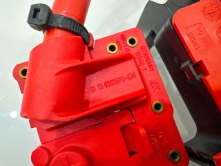 bontott BMW X3 Pozitív Kábel