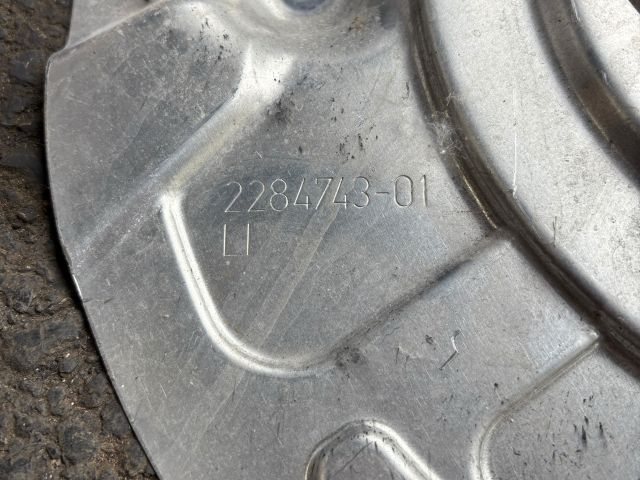 bontott BMW X3 Bal első Fék Porvédő Lemez