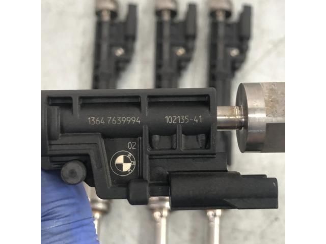 bontott BMW X3 Porlasztó (1 db)