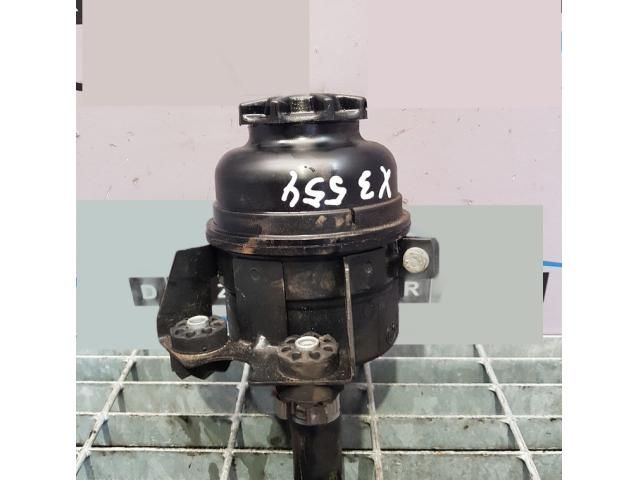 bontott BMW X3 Szervóolaj Tartály