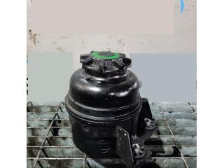 bontott BMW X3 Szervóolaj Tartály