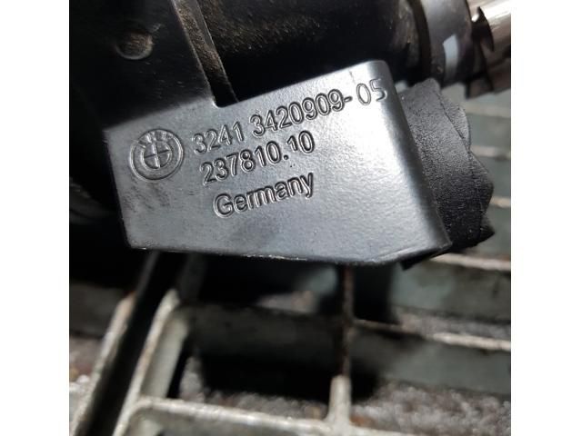 bontott BMW X3 Szervóolaj Tartály