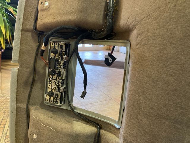 bontott BMW X3 Tetőkárpit