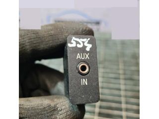 bontott BMW X3 USB Aljzat