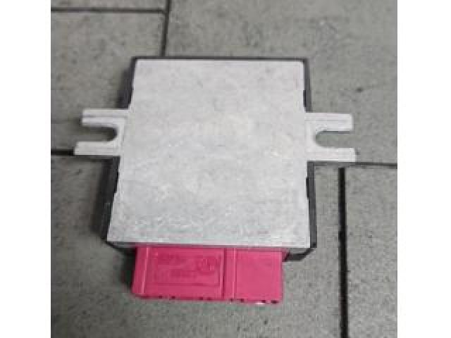 bontott BMW X3 Üzemanyag Befecskendező Vezérlő