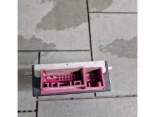 bontott BMW X3 Üzemanyag Befecskendező Vezérlő