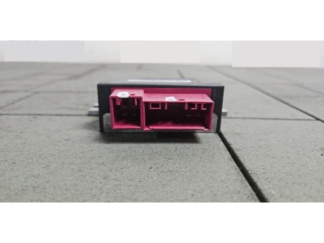 bontott BMW X3 Üzemanyag Befecskendező Vezérlő